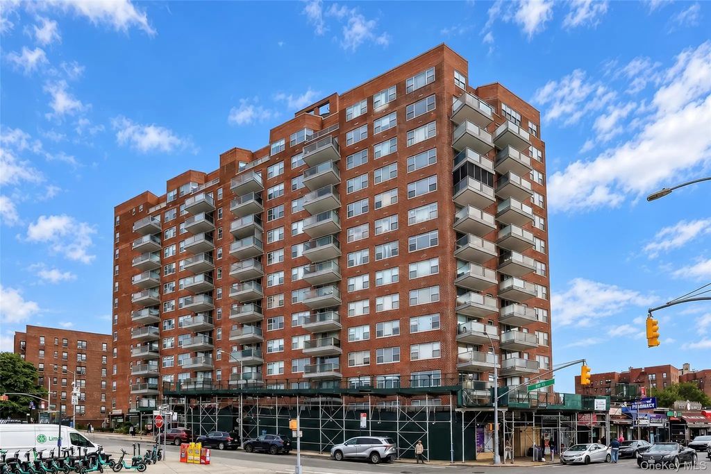 85-15 Main Street # 10g, Briarwood