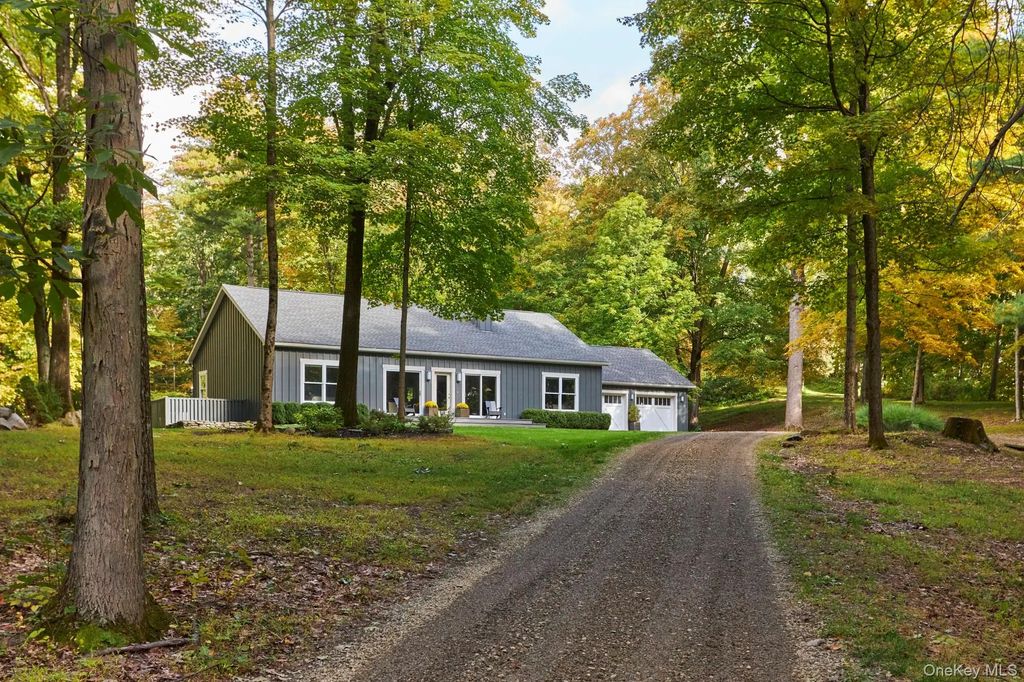 10 Old Primrose Hill, Rhinebeck