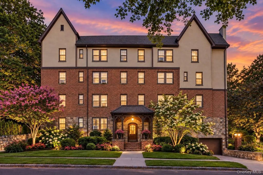 10 Oakridge Place # 5d, Eastchester
