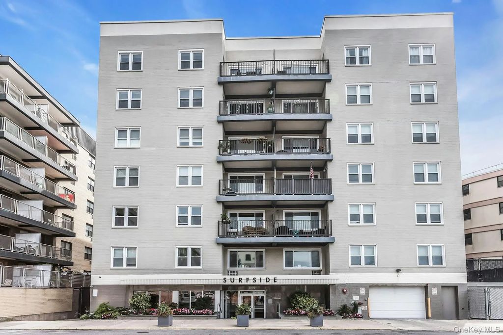 840 Shore Road # 3 E, Long Beach