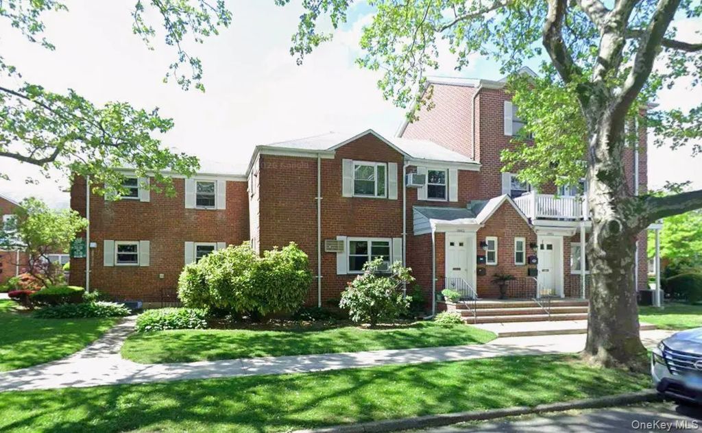 255-57 75th Avenue # 1, Glen Oaks