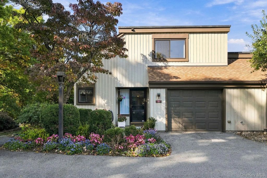 104 Heritage Hills # A, Somers