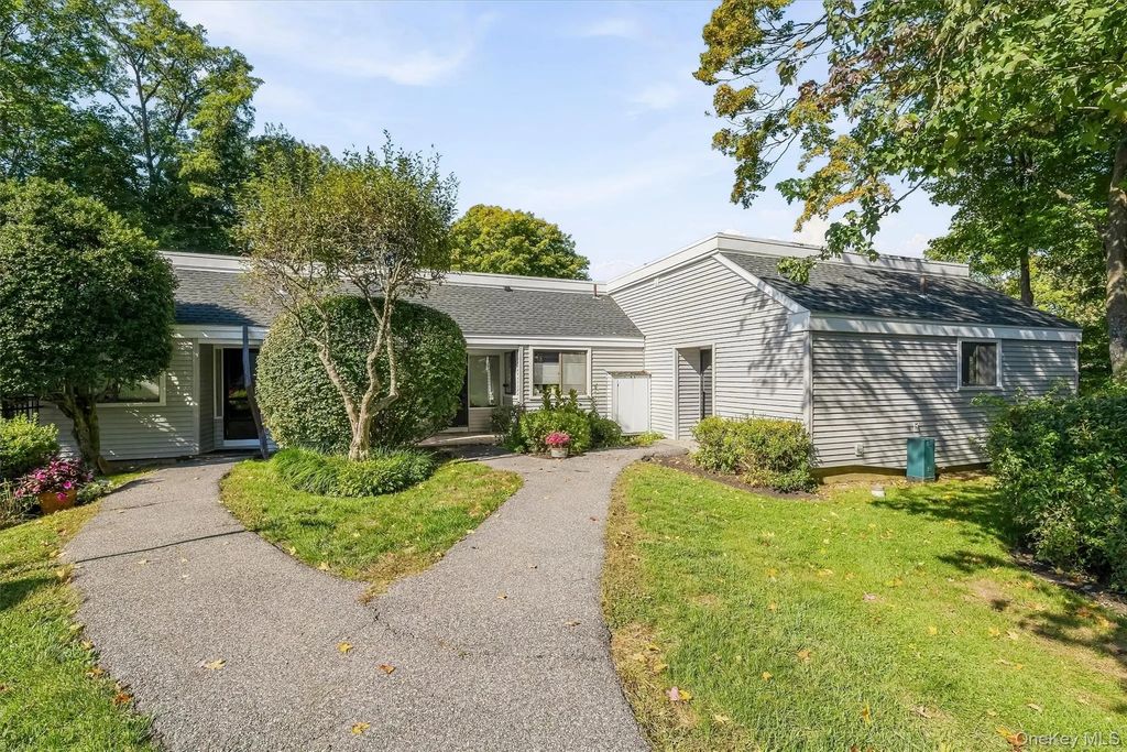 76 Heritage Hills # C, Somers