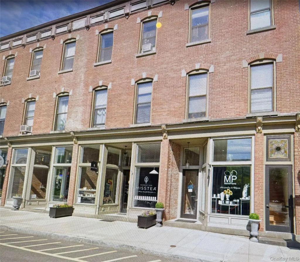 520 Main Street, Beacon