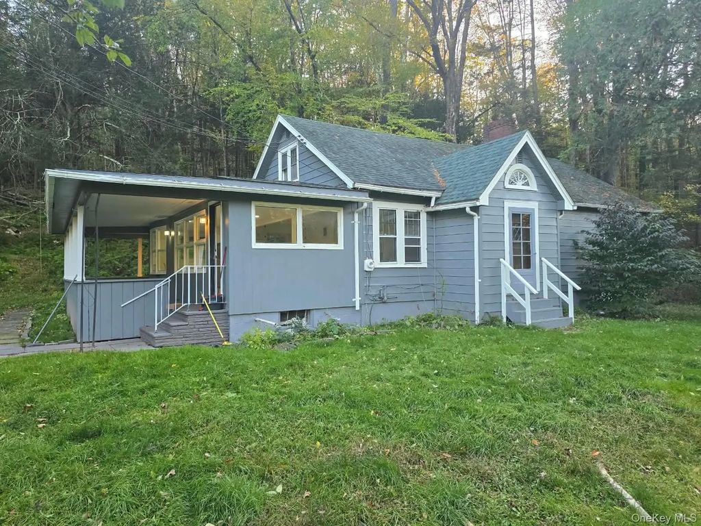 3821 State Route 52, Youngsville