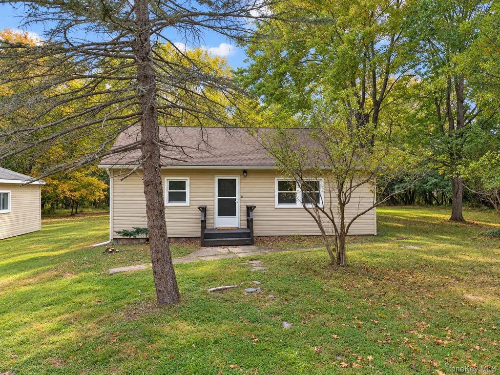 59 Greencrest Road, Goshen