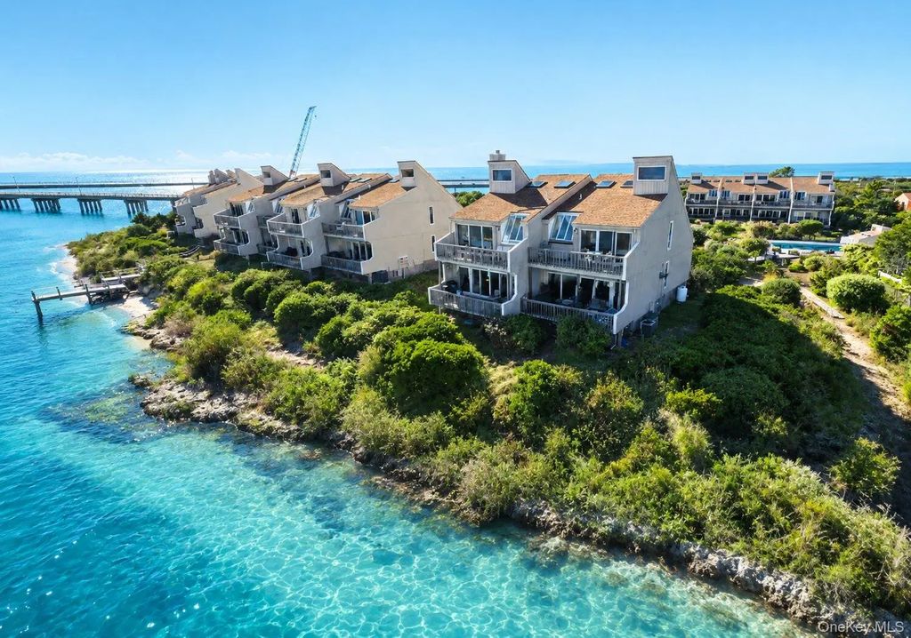 13 Waters Edge, Shirley