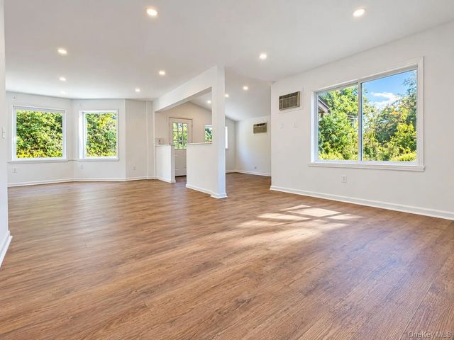 299 Peekskill Hollow Road # 2, Putnam Valley