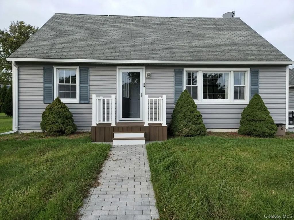 5 Orchard Place, Tillson