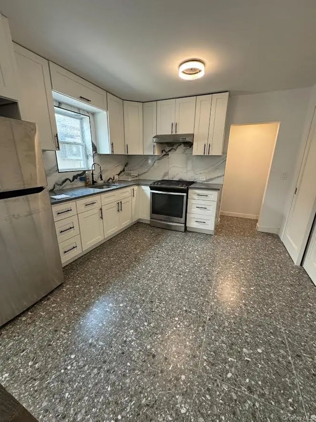 4302 20th Road # 1, Astoria