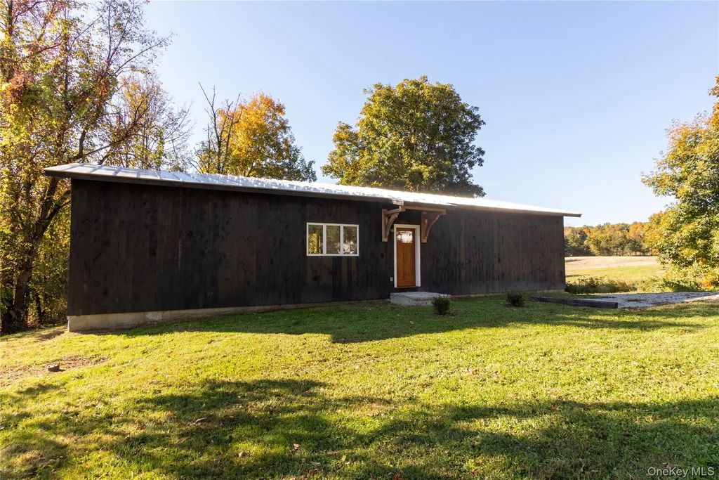 1024 Livingston Road, Elizaville