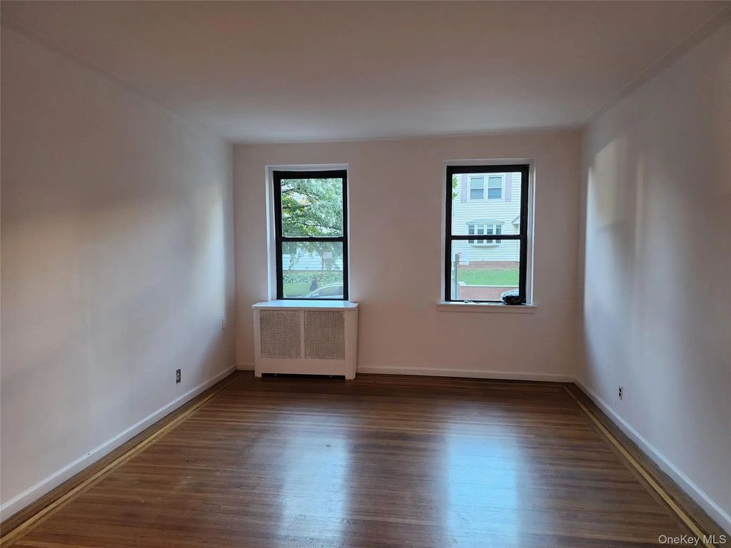 77-20 Austin Street # 1g, Forest Hills