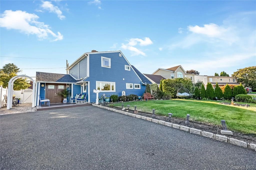 34 Harmony Lane, Westbury