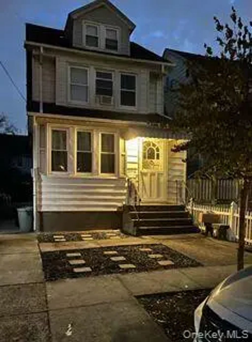 24446 89th Avenue, Bellerose