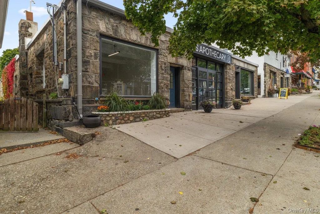 40 Main Street, Cold Spring