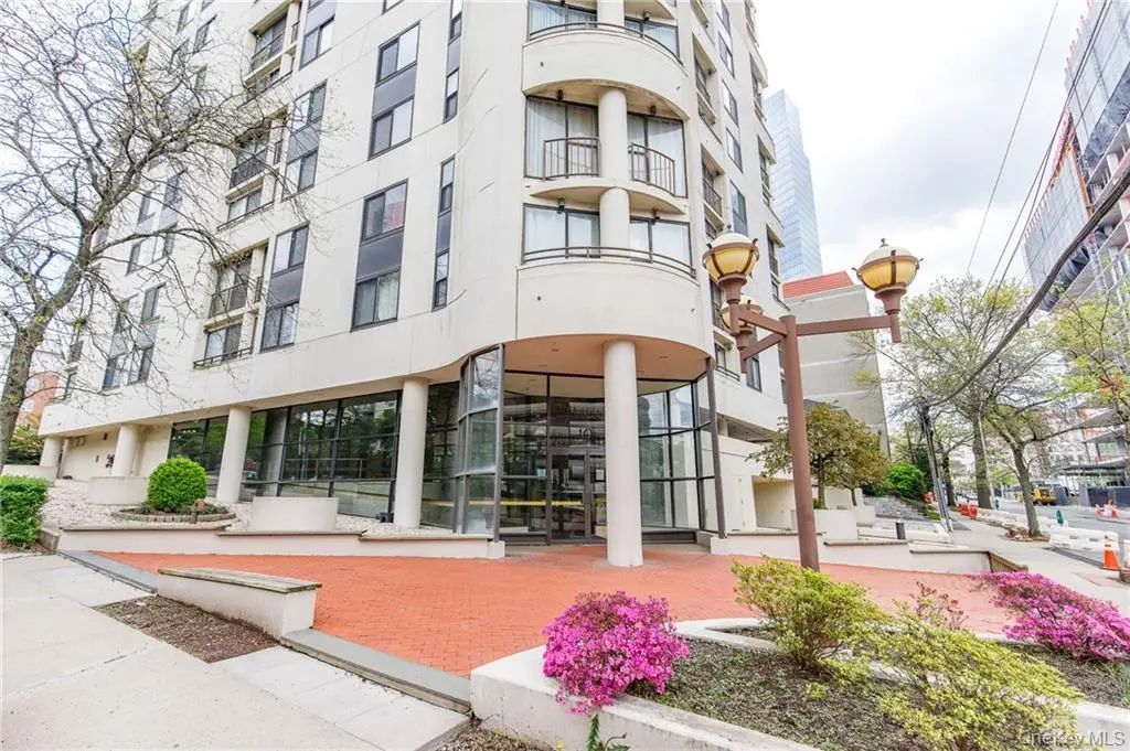 10 Cottage Place # 7c, White Plains