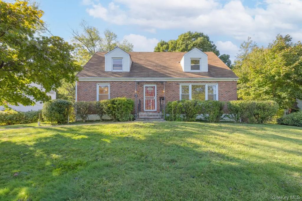 2 Whitman Road, Yonkers