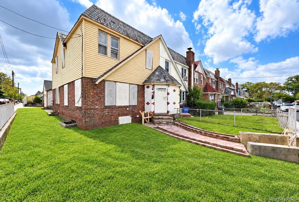 19920 115th Avenue, Saint Albans