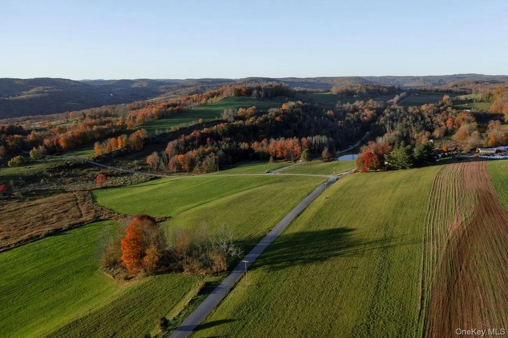102 Radio Tower Road, Callicoon