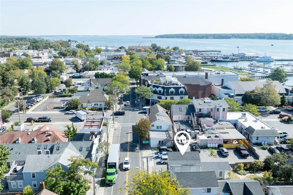 311 Front Street, Greenport