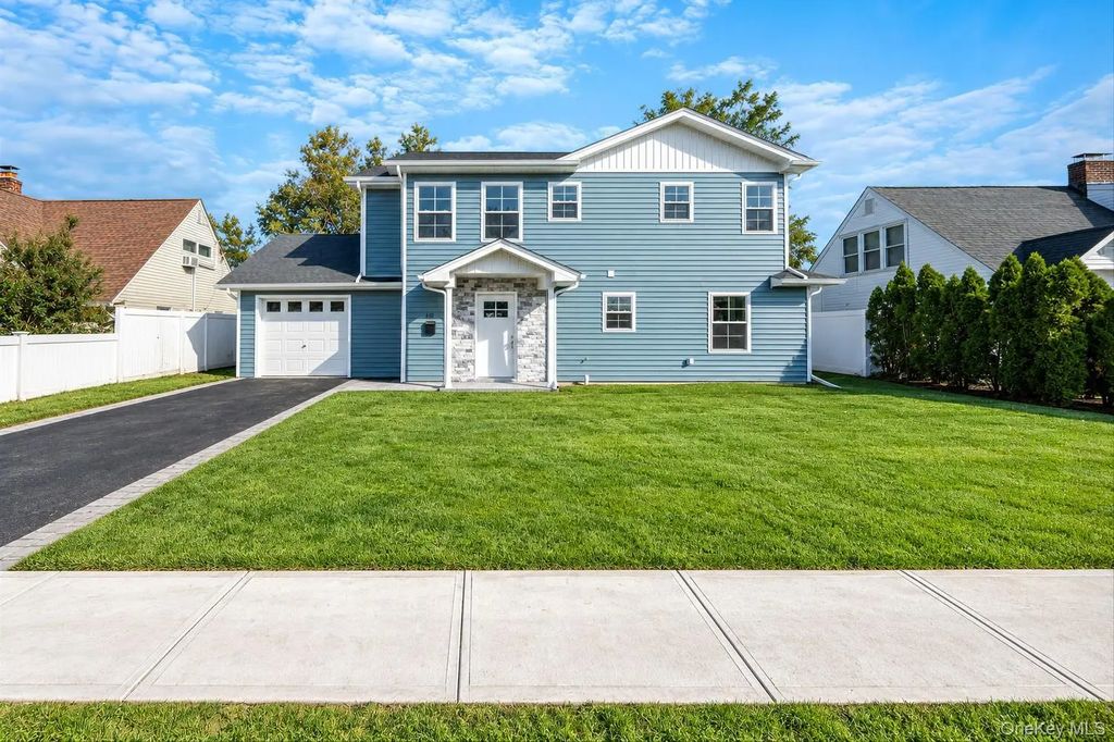 110 Bayberry Lane, Levittown