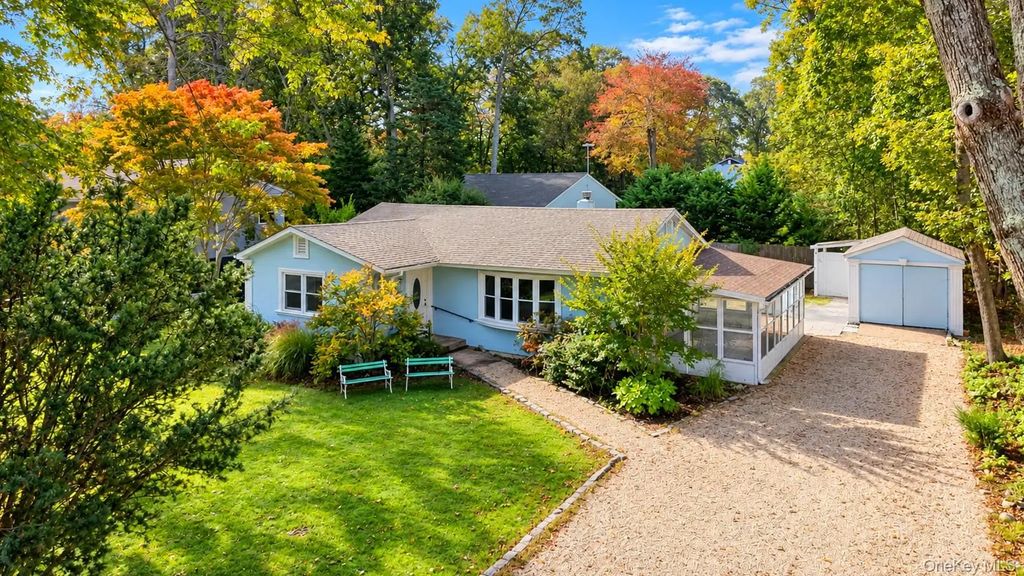 430 Grove Road, Southold