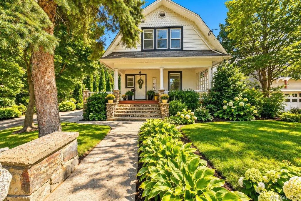 737 Bradley Street, Mamaroneck