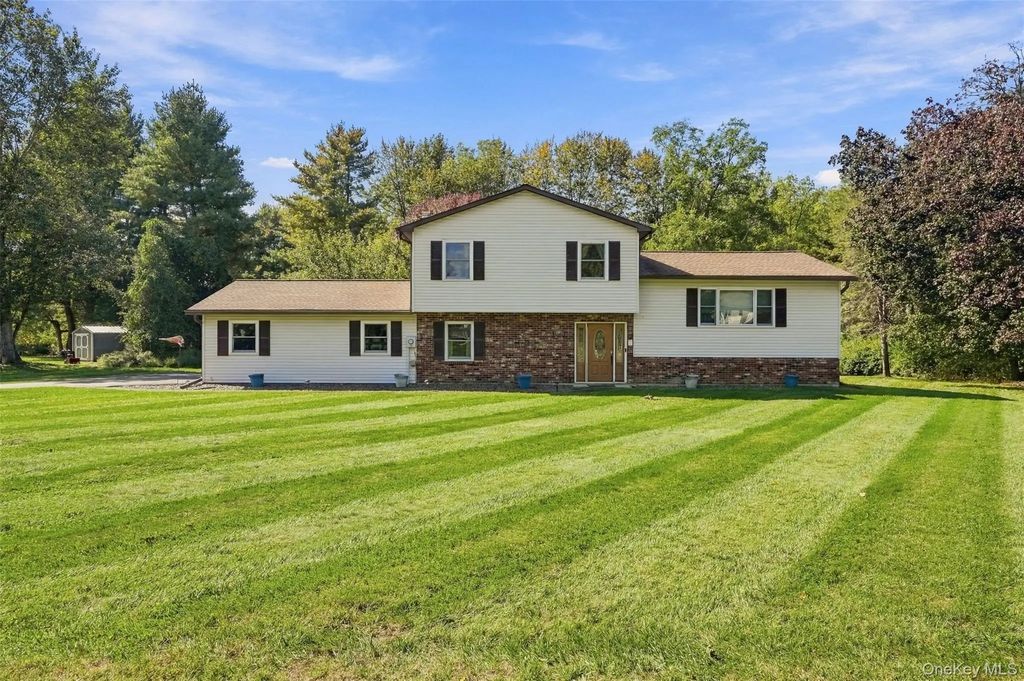 23 Stephen Drive, Hopewell Junction