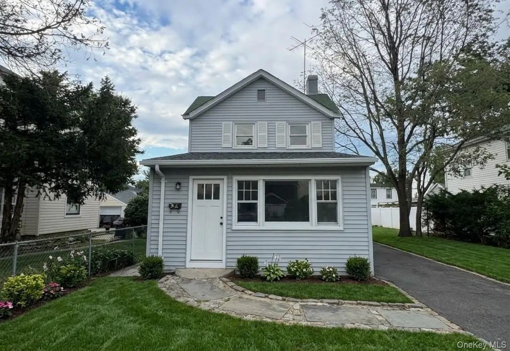 52 Coles Street, Glen Cove
