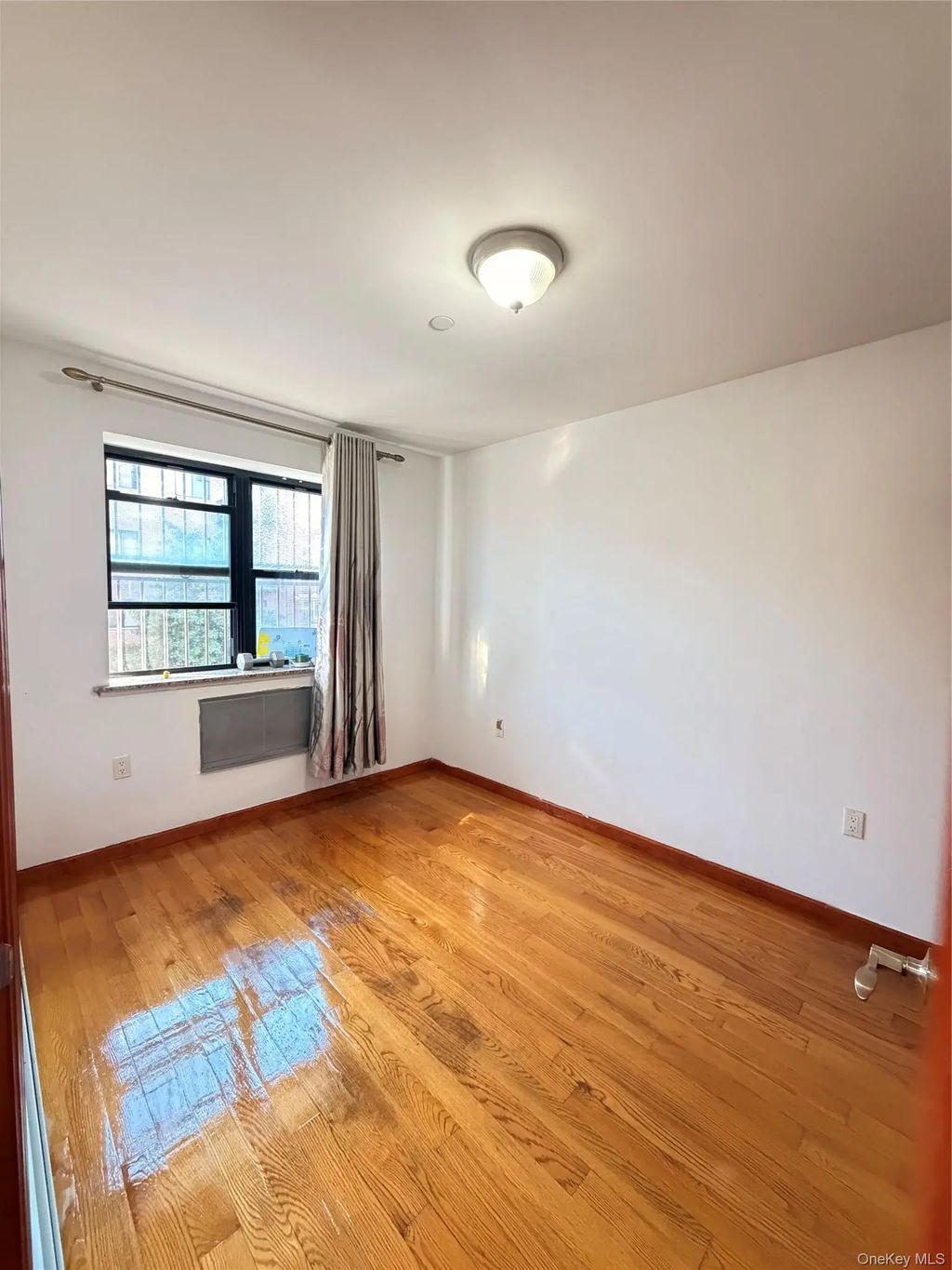 4040 68th Street # 2a, Woodside