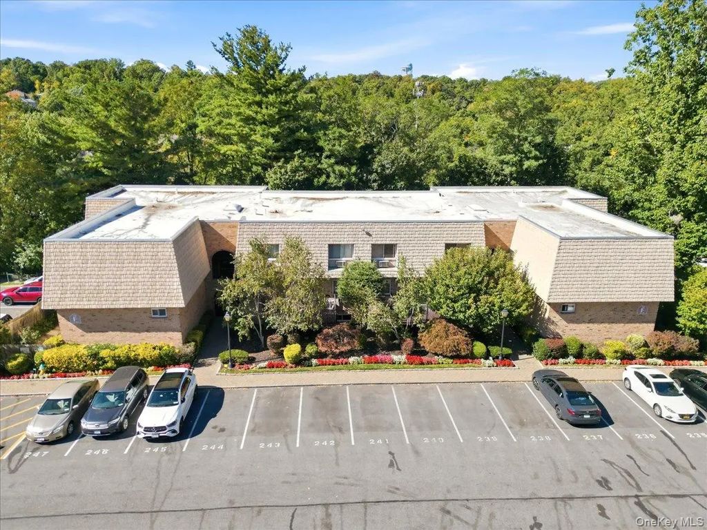 330 Central Park Avenue # F12, Scarsdale