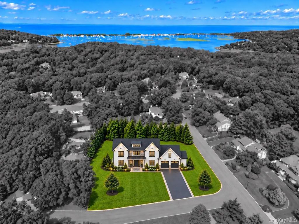 1 Sunken Valley Drive, Mount Sinai