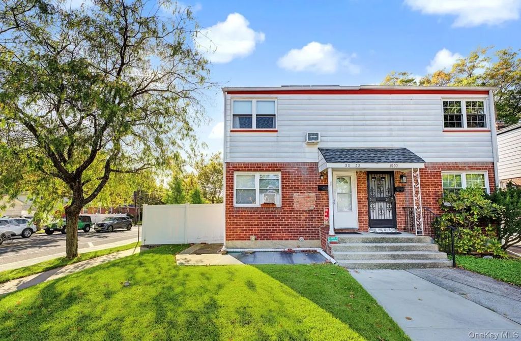 50-52 Francis Lewis Boulevard, Bayside