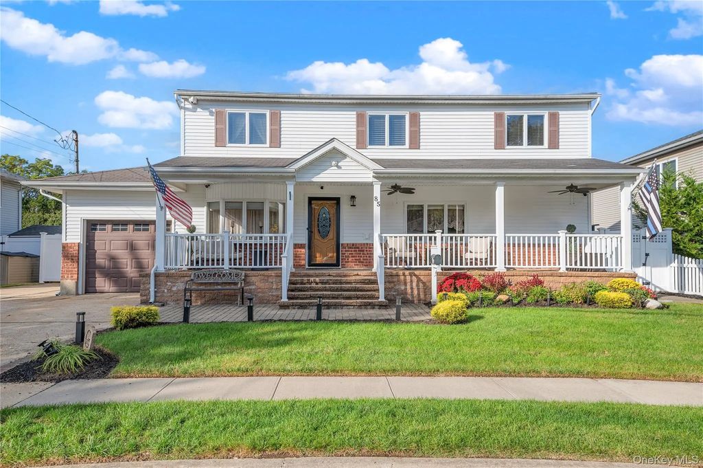 85 N Walnut Street, Massapequa