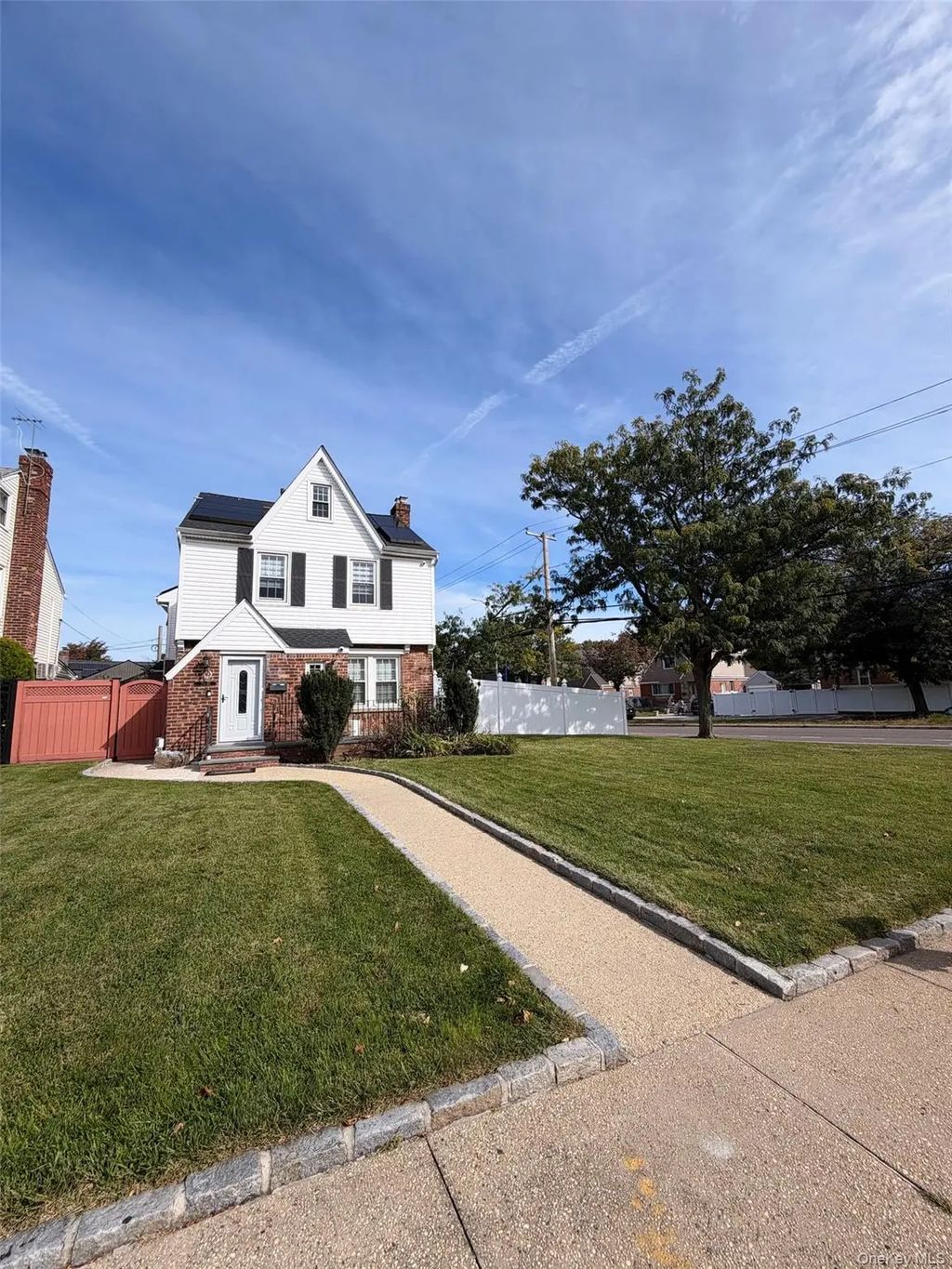 16945 23rd Avenue, Whitestone