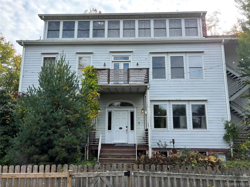 16 Hanna Lane, Beacon