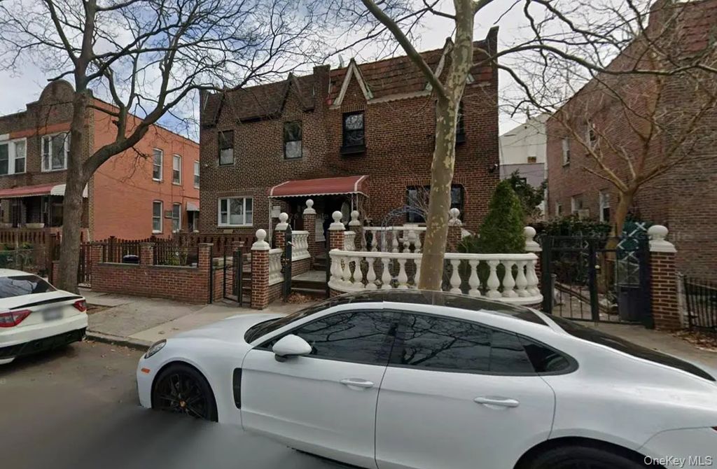 23-61 19th Street, Astoria