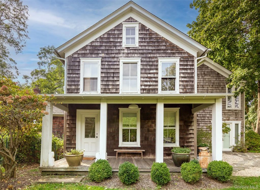 20 Baldwin Road, Shelter Island