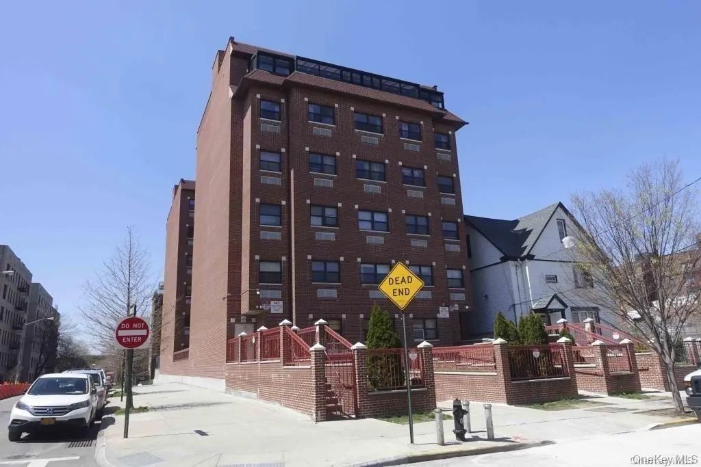 46-06 88th # 4c, Elmhurst
