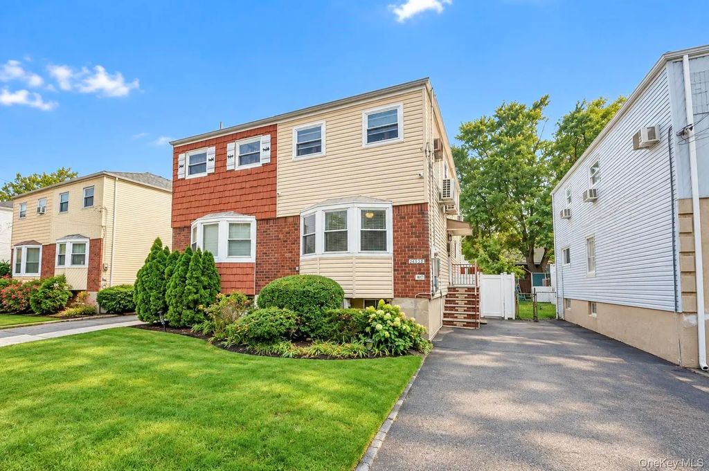 24939 148th Road, Rosedale