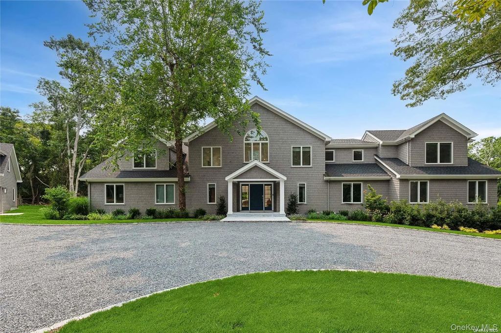28 Old Meeting House Road, Quogue