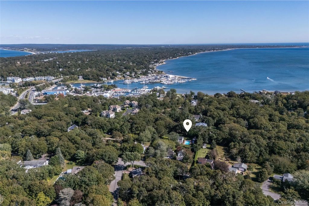 190a Wakeman Road # A, Hampton Bays