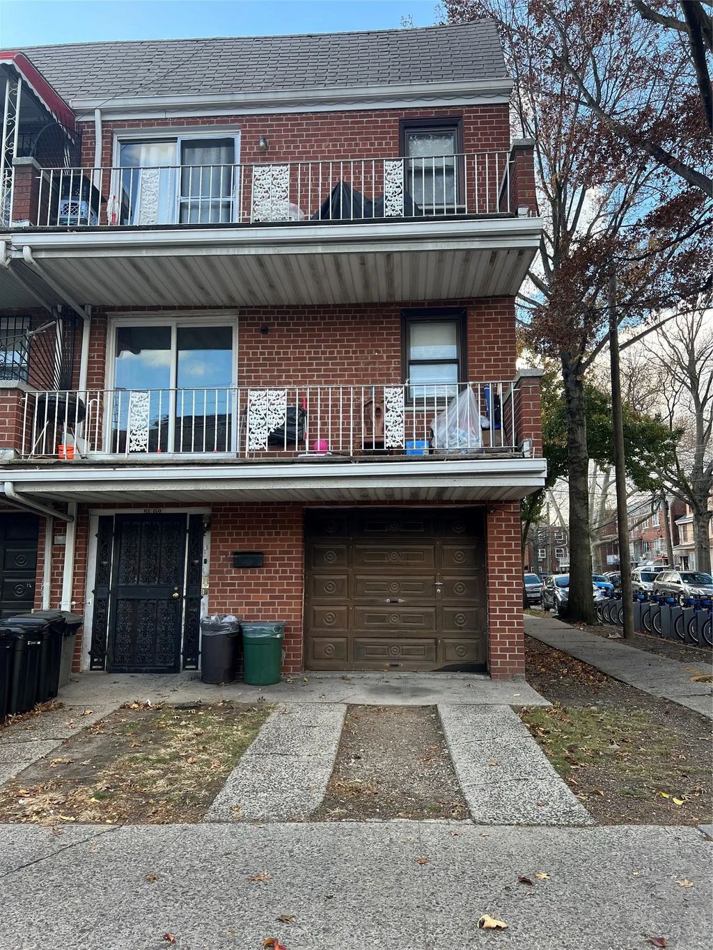 51-02 Junction Boulevard, Elmhurst
