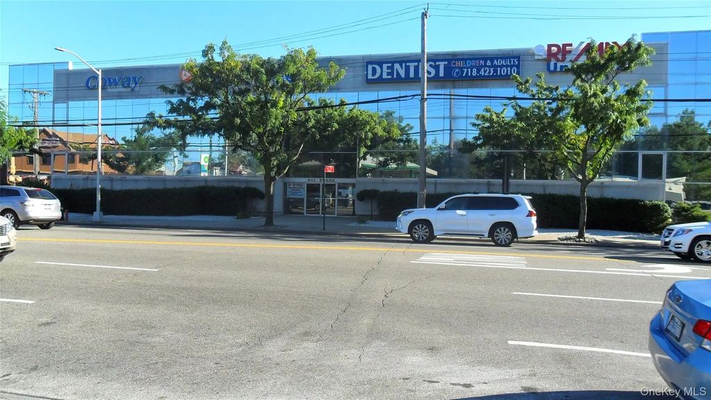 218-14 Northern Boulevard # 102, Bayside