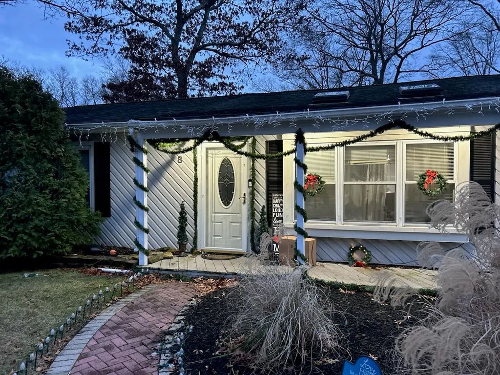 8 Henry Street, Brookhaven