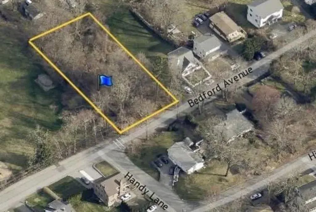 22 S Bedford Avenue, Bedford Hills