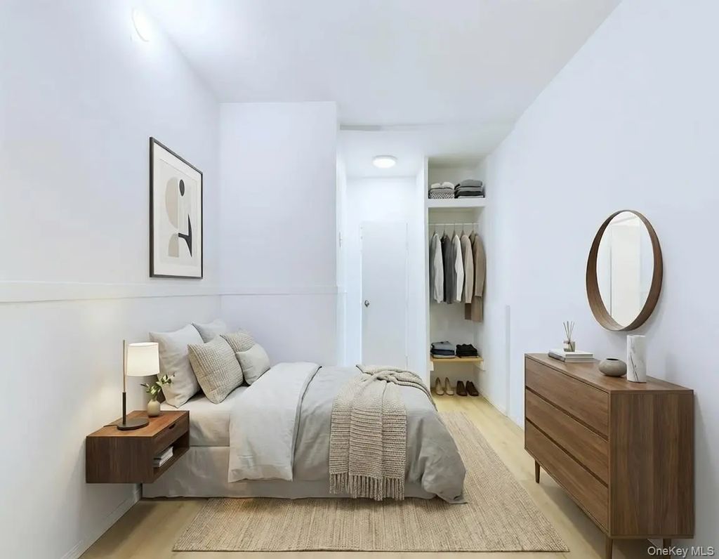 21-58 35 Street # 1e, Astoria