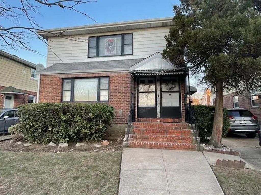 99 Gibson Boulevard, Valley Stream
