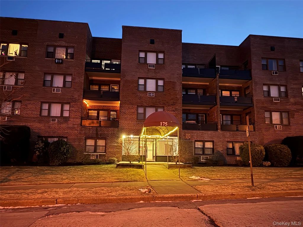 175 Archer St. # 1c, Freeport