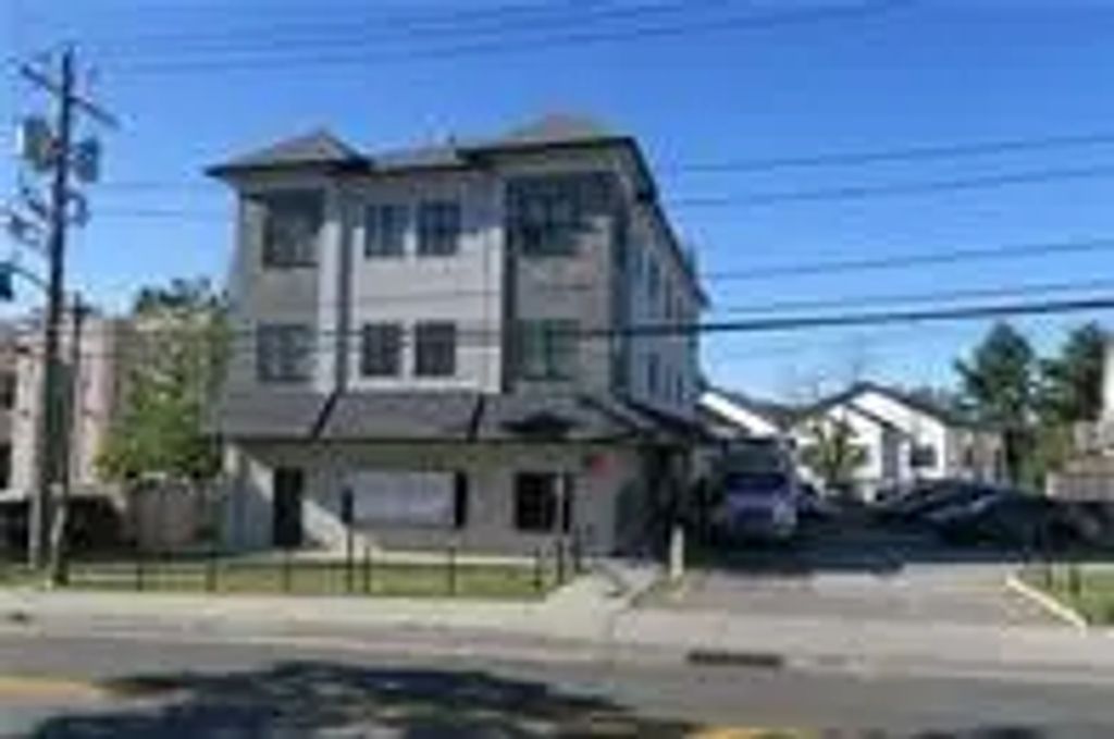 176 Maple Avenue, Monsey